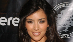 In Touch: Kim Kardashian has become “obsessed” with plastic surgery lately