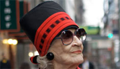 95 year-old NY fashion icon Zelda Kaplan dies in the front row at fashion week