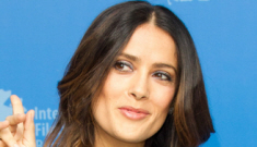 Enquirer: Salma Hayek hates Sofia Vergara, thinks Sofia’s thick accent is a “gimmick”