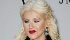 Christina Aguilera is reportedly a “bloated” diva disaster on ‘The Voice’