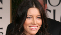 Jessica Biel flashes engagement ring, fights with Justin Timberlake’s mom