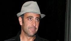Brad Garrett in another altercation with paparazzi