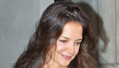 Is Katie Holmes defying Tom Cruise with “no-makeup Mondays”?