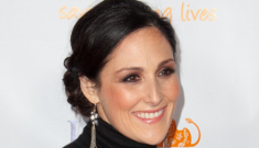 “Ricki Lake eloped, and her wedding dress is really   pretty” links