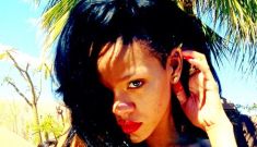 Did Rihanna tweet photos of herself rolling a blunt at Coachella?