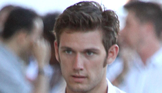 Alex Pettyfer: “I want to be objectified,” no one “gets tired of screaming girls”