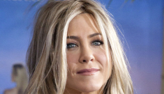 Jennifer Aniston is “cheating” on her hairdresser to please Justin Theroux