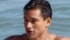 “Mario Lopez shows off his baby girl and his buff body on the beach” links