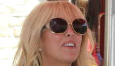 Dina Lohan “dined and dashed” on a $2500 bill in the Hamptons, of course