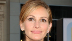 Julia Roberts on plastic surgery: ‘At this point, I’m clinging to my good genes’