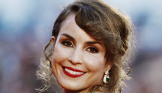 Noomi Rapace in green, lace Valentino in Venice: budget or beautiful?