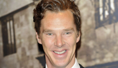 Benedict Cumberbatch wins award for ‘Sherlock’ (finally!): would you hit it?