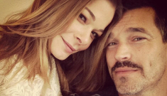 LeAnn Rimes tweets ‘happy couple’ photo for Thanksgiving, of course