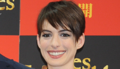 Anne Hathaway’s black gown at Tokyo ‘Les Mis’ premiere: pretty or unflattering?