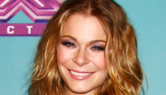 LeAnn Rimes tried to out-sing & steal focus from a 13-year-old on The X-Factor