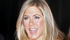 Jennifer Aniston signs on to play Tim Robbins’ kidnapped wife in ‘The Switch’