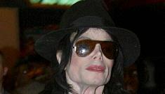 Woman files suit against Michael Jackson for custody of son Blanket