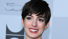 Is Anne Hathaway working with a team of writers to craft her Oscar speech?