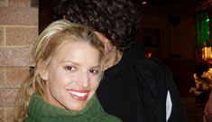 Jessica Simpson and John Mayer are moving in together