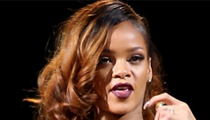 Has John Mayer been ‘bombarding’ Rihanna with ‘sexy texts’ to try & hookup?