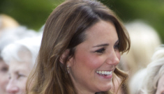 Duchess Kate goes solo on her 2nd wedding anniversary: lovely or awkward?