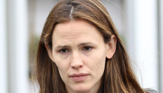 “Jennifer Garner steps out with an adorable duck-lipped baby” links