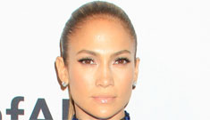 Jennifer Lopez makes her assistant sleep in the same bed with her: needy diva?