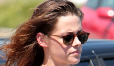 Kristen Stewart was extra-grumpy after a Twihard wrote ‘I love Rob’ on her truck