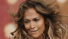 Jennifer Lopez slashes Casper’s allowance after he piddled on the carpet