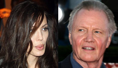 Angelina Jolie ignored her dad Jon Voight at a Golden Globes after party