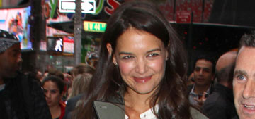 “Katie Holmes’ shorts, peacoat & tights ensemble is strangely flattering” links