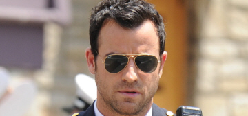 Justin Theroux got handsy with mystery blonde while away from Jennifer Aniston?
