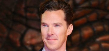 Benedict Cumberbatch wears blue velvet in Berlin for ‘Smaug’: would you rub it?