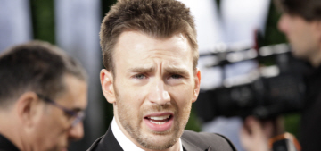 “Chris Evans & Alice Eve might be a thing now, surprised?” links