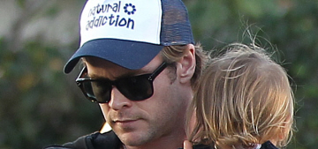 Chris Hemsworth & Elsa step out ahead of their Golden Globes appearance?