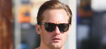 Did Alex Skarsgard eat alone (save for his skinny jeans) in a LA sushi restaurant?