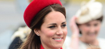 Duchess Kate in Catherine Walker at the royal arrival in New Zealand: lovely?