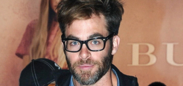 Chris Pine was scruffy, bearded & bespectacled at Heathrow: would you hit it?
