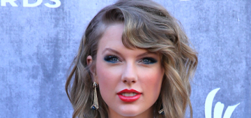 Taylor Swift’s parents are ‘difficult & controlling,’ alienating Swifty’s team