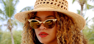 Did Beyonce Photoshop a ‘thigh gap’ into her vacation photos?