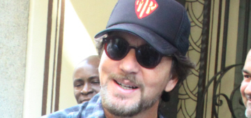 Eddie Vedder, 49, shows off his salt & pepper goatee in Milan: would you hit it?