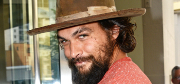 Jason Momoa hates to wear a helmet while riding his motorcycle: ‘It’s a choice’