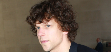 Jesse Eisenberg’s hair is magnificent, but why isn’t he bald for Lex Luthor?