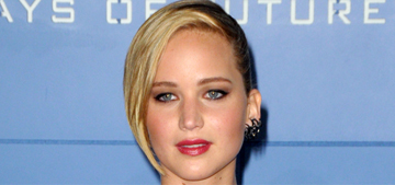 The 1st Jennifer Lawrence & Chris Martin photos: cute or disappointing?