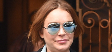 Lindsay Lohan is ‘doing better’ & she’s ‘determined to be a movie star again’
