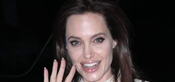 Angelina Jolie & Jon Stewart flirted with each other on last night’s ‘Daily Show’