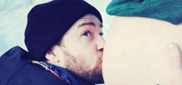 Justin Timberlake cropped Jessica’s head out of their pregnancy announcement