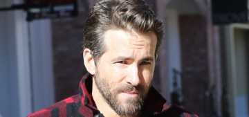 Ryan Reynolds: we didn’t name our baby Violet & we don’t have a nanny