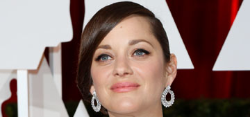 Marion Cotillard in Dior at the Oscars: retro cool or too much fabric?