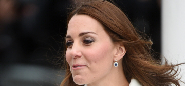 Did Duchess Kate originally want to give birth to her second child at home?